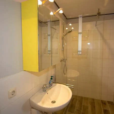 080 Neuengroden Апартаменты *